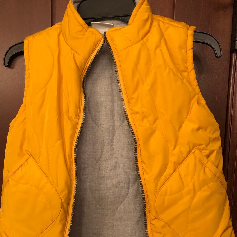 Crazy 8 Boys size 4T Vest